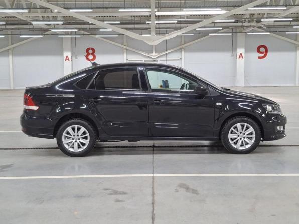 Volkswagen Polo V Рестайлинг с пробегом 2017 года, цена 1 230 000 рублей, 93696 км, седан, Автокод Объявления