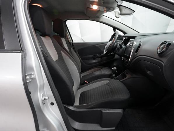 Renault Kaptur I с пробегом 2017 года, цена 1 582 000 рублей, 75797 км, внедорожник, Автокод Объявления