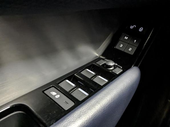 Land Rover Range Rover Velar I с пробегом 2019 года, цена 3 995 000 рублей, 82529 км, внедорожник, Автокод Объявления