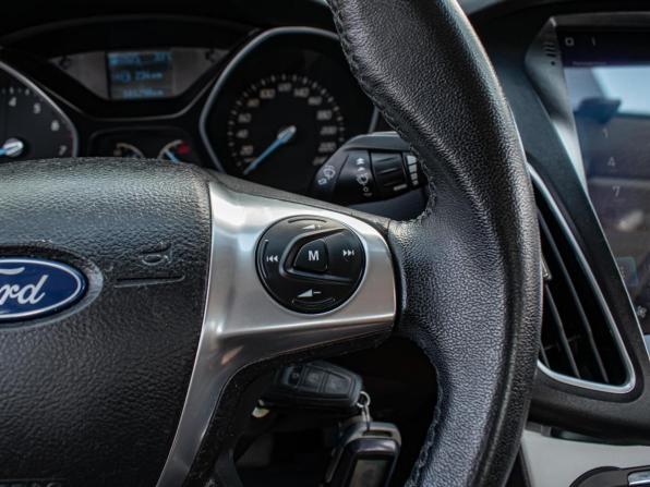 Ford Focus III с пробегом 2013 года, цена 998 000 рублей, 181298 км, седан, Автокод Объявления