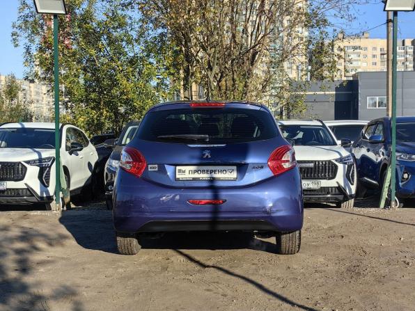 Peugeot 208 I с пробегом 2013 года, цена 579 000 рублей, 157659 км, хэтчбек, Автокод Объявления
