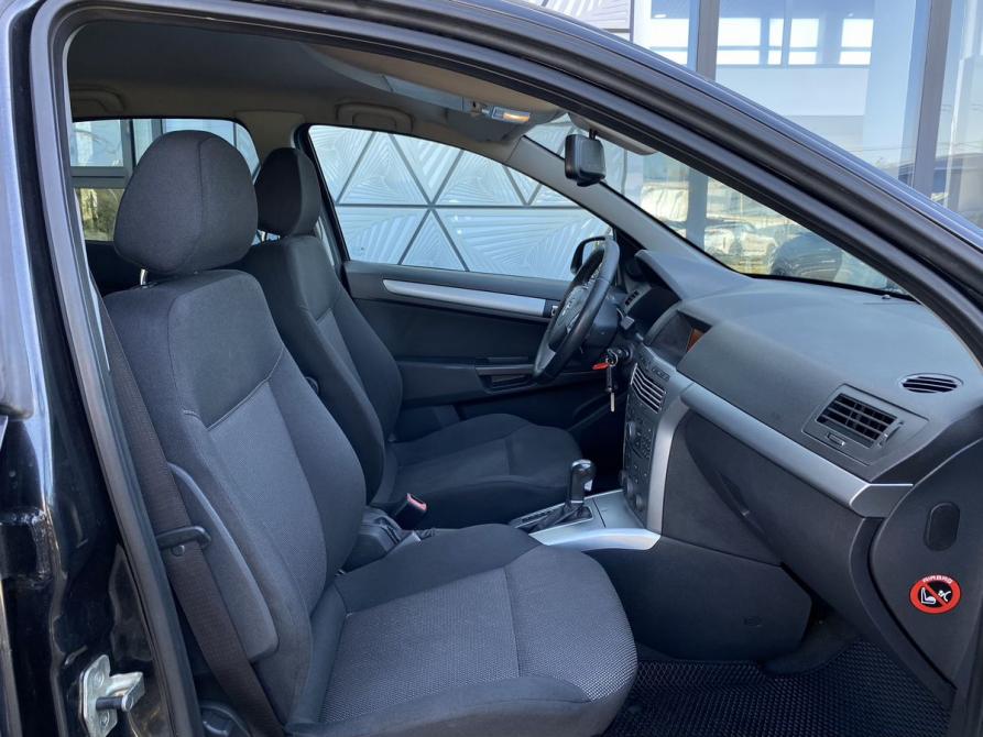 Opel Astra H Рестайлинг Москва  - изображение 18