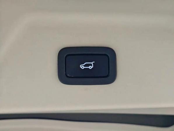Land Rover Range Rover IV с пробегом 2017 года, цена 3 925 000 рублей, 202756 км, внедорожник, Автокод Объявления