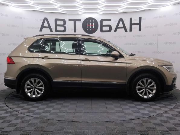 Volkswagen Tiguan II Рестайлинг с пробегом 2021 года, цена 2 600 000 рублей, 67651 км, внедорожник, Автокод Объявления