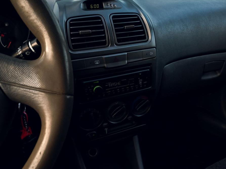 Hyundai Accent II Екатеринбург  - изображение 11