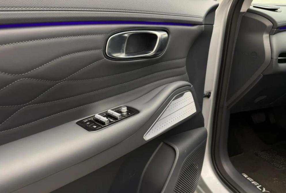 Geely EX5 Гибрид Саранск  - изображение 11
