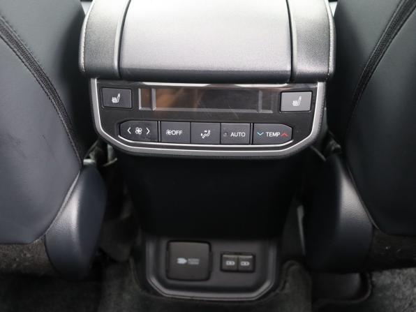 Toyota Highlander IV (XU70) с пробегом 2024 года, цена 5 199 000 рублей, 28094 км, внедорожник, Автокод Объявления