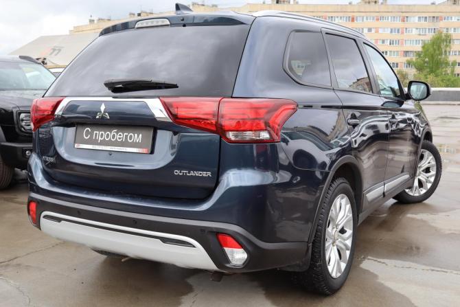 Mitsubishi Outlander III Рестайлинг 3 с пробегом 2020 года, цена 2 349 000 рублей, 78000 км, внедорожник, Автокод Объявления
