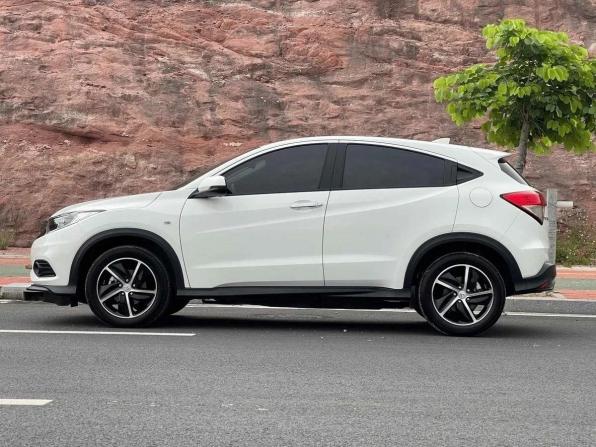 Honda Vezel I Рестайлинг с пробегом 2022 года, цена 1 700 000 рублей, 10000 км, внедорожник, Автокод Объявления