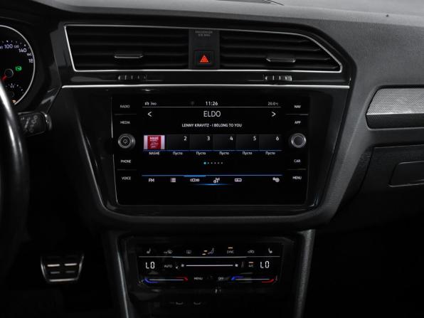Volkswagen Tiguan II Рестайлинг с пробегом 2021 года, цена 2 635 000 рублей, 144072 км, внедорожник, Автокод Объявления