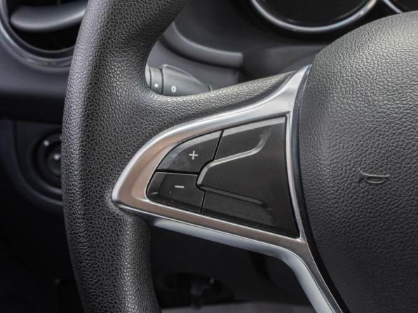Renault Sandero II Рестайлинг с пробегом 2020 года, цена 1 410 000 рублей, 28377 км, хэтчбек, Автокод Объявления