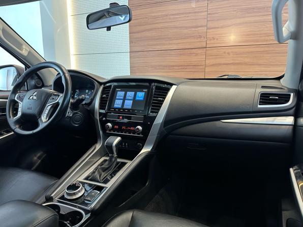 Mitsubishi Montero Sport III Рестайлинг с пробегом 2022 года, цена 4 099 000 рублей, 86799 км, внедорожник, Автокод Объявления