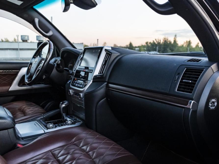 Toyota Land Cruiser 200 Series Рестайлинг 2 Москва  - изображение 13