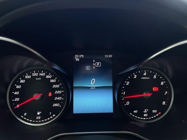Mercedes-Benz C-Класс IV (W205) Рестайлинг с пробегом 2019 года, цена 2 700 000 рублей, 96505 км, седан, Автокод Объявления