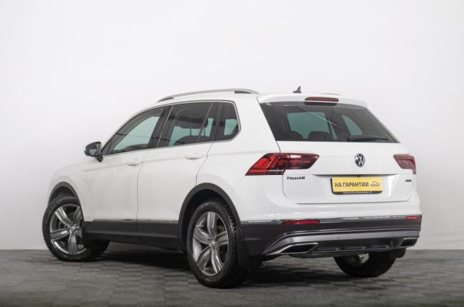 Volkswagen Tiguan II с пробегом 2018 года, цена 2 189 000 рублей, 252700 км, внедорожник, Автокод Объявления