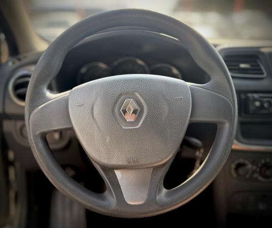 Renault Logan II с пробегом 2014 года, цена 590 000 рублей, 259000 км, седан, Автокод Объявления