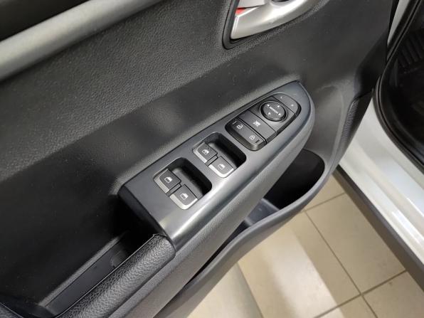 Kia Rio IV с пробегом 2020 года, цена 1 650 000 рублей, 65859 км, хэтчбек, Автокод Объявления