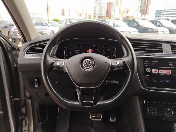 Volkswagen Tiguan II с пробегом 2019 года, цена 3 199 000 рублей, 87432 км, внедорожник, Автокод Объявления