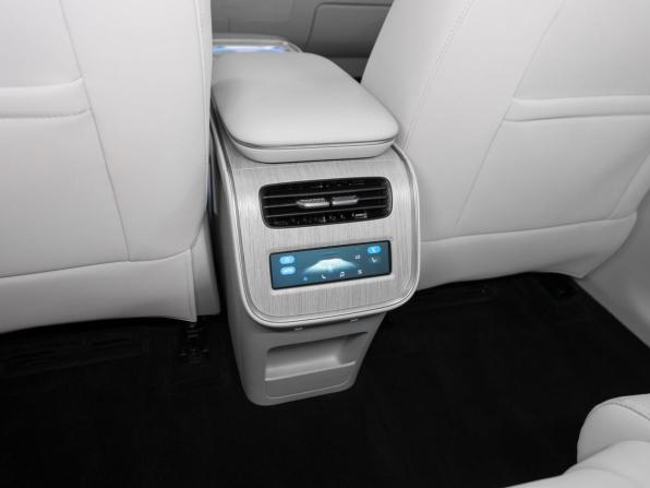 Exeed Exlantix ET с пробегом 2025 года, цена 5 490 000 рублей, 6191 км, внедорожник, Автокод Объявления