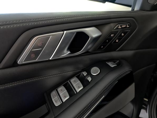 BMW X7 I (G07) с пробегом 2020 года, цена 9 112 200 рублей, 80850 км, внедорожник, Автокод Объявления