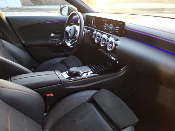Mercedes-Benz CLA II (C118 X118) с пробегом 2019 года, цена 3 380 000 рублей, 100367 км, седан, Автокод Объявления