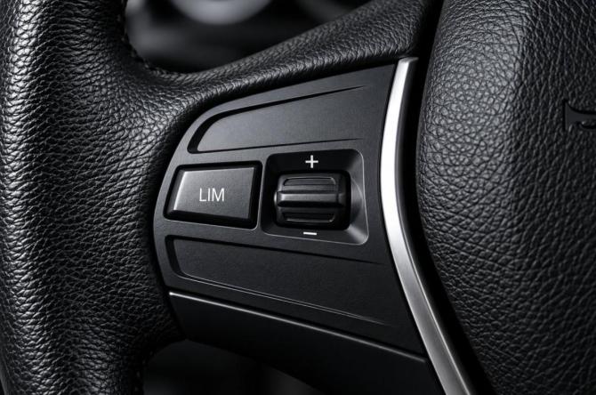 BMW 3 серии VI (F3x) Рестайлинг с пробегом 2018 года, цена 3 049 000 рублей, 84000 км, универсал, Автокод Объявления