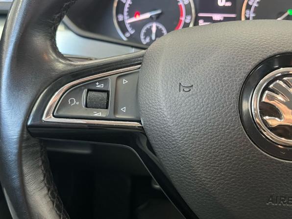 Skoda Superb III с пробегом 2016 года, цена 2 099 000 рублей, 142354 км, лифтбек, Автокод Объявления
