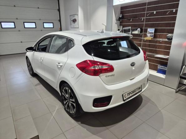 Kia Ceed II Рестайлинг с пробегом 2017 года, цена 1 199 000 рублей, 149733 км, хэтчбек, Автокод Объявления