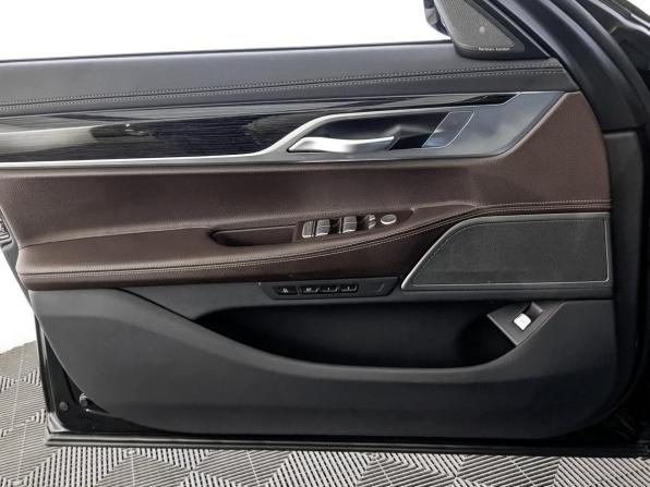 BMW 7 серии VI (G11/G12) Рестайлинг с пробегом 2020 года, цена 5 145 000 рублей, 82968 км, седан, Автокод Объявления