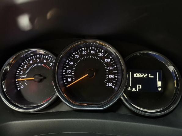 Renault Logan II Рестайлинг с пробегом 2020 года, цена 1 150 000 рублей, 108221 км, седан, Автокод Объявления