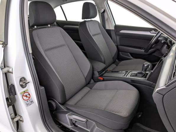 Volkswagen Passat B8 Рестайлинг с пробегом 2020 года, цена 2 390 000 рублей, 59401 км, седан, Автокод Объявления