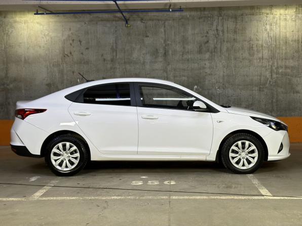 Hyundai Solaris II Рестайлинг с пробегом 2021 года, цена 1 480 000 рублей, 77986 км, седан, Автокод Объявления