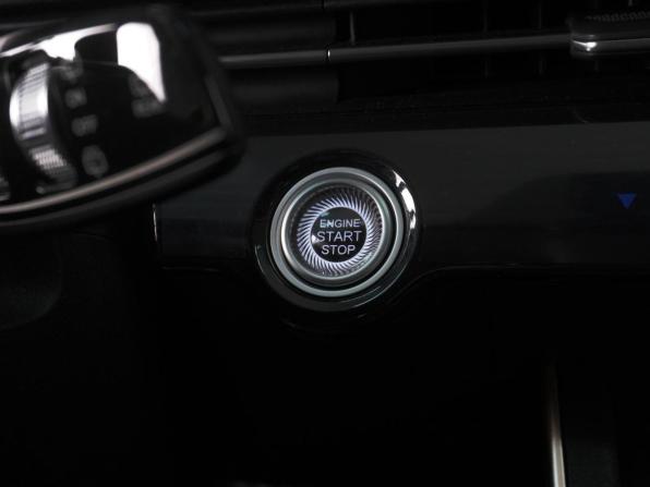 Omoda C5 I с пробегом 2023 года, цена 1 849 000 рублей, 37804 км, внедорожник, Автокод Объявления