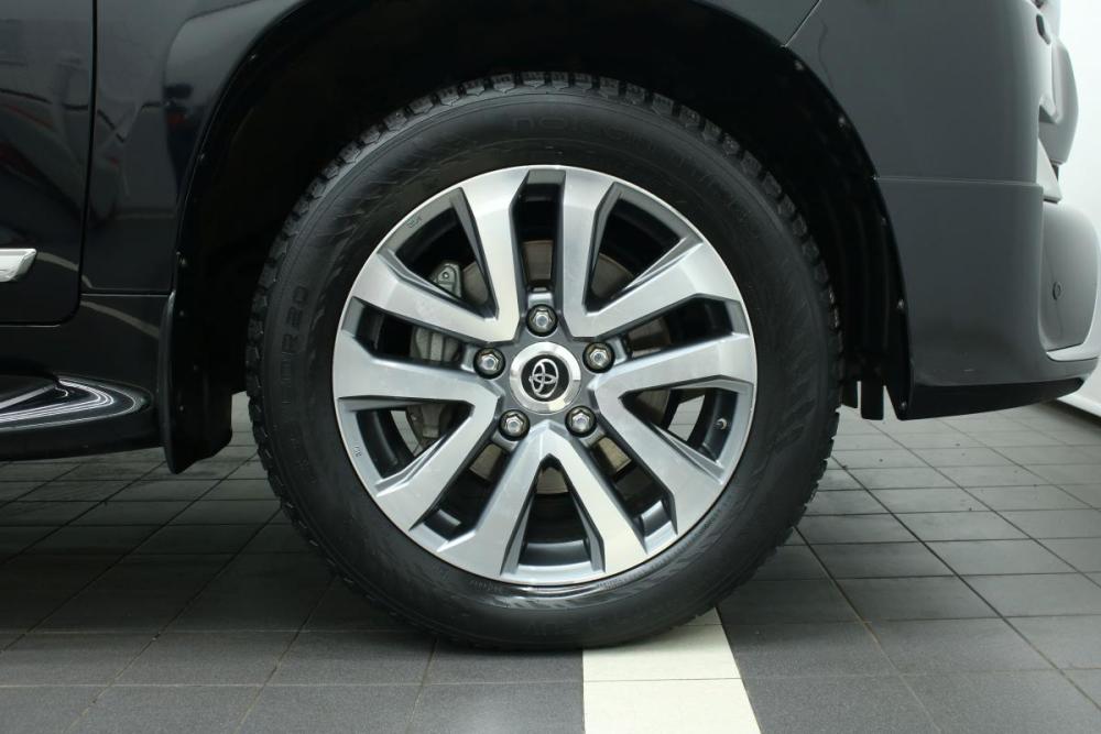 Toyota Land Cruiser 200 Series Рестайлинг 2 Красноярск  - изображение 6