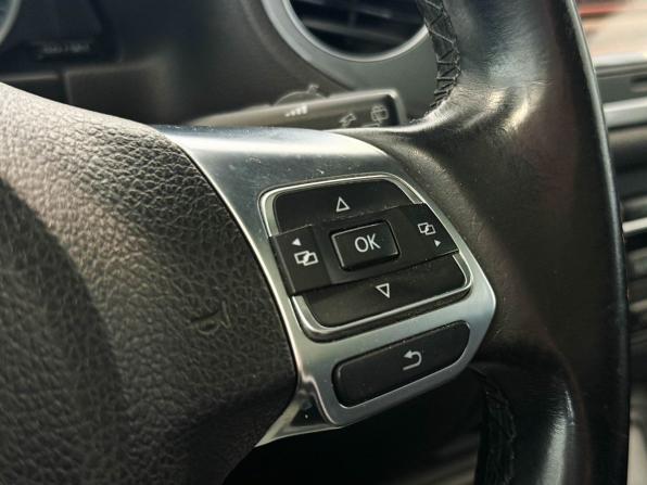 Volkswagen Tiguan I Рестайлинг с пробегом 2014 года, цена 1 575 000 рублей, 300743 км, внедорожник, Автокод Объявления