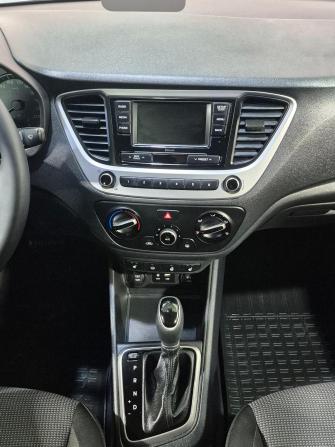 Hyundai Solaris II с пробегом 2018 года, цена 1 275 000 рублей, 160000 км, седан, Автокод Объявления