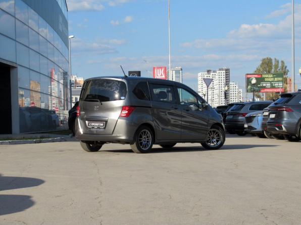 Honda Freed I с пробегом 2009 года, цена 900 000 рублей, 160087 км, компактвэн, Автокод Объявления