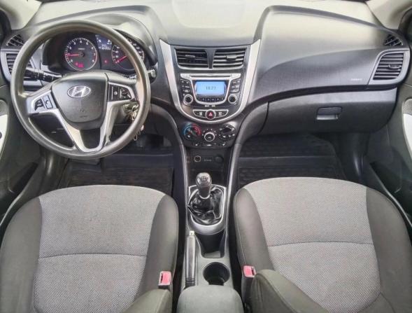 Hyundai Solaris I с пробегом 2011 года, цена 610 000 рублей, 184353 км, седан, Автокод Объявления