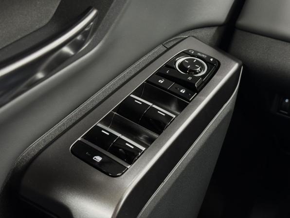 Toyota RAV4 VI (XA60) с пробегом 2026 года, цена 4 450 000 рублей, 17 км, внедорожник, Автокод Объявления