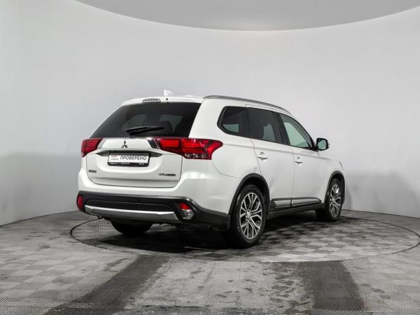 Mitsubishi Outlander III Рестайлинг 2 с пробегом 2017 года, цена 1 515 000 рублей, 237000 км, внедорожник, Автокод Объявления