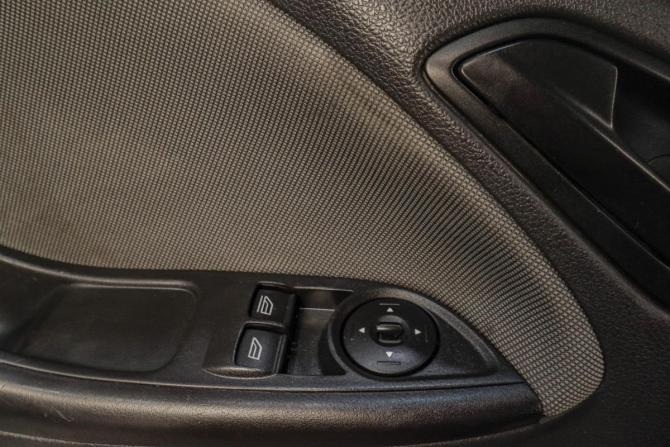 Ford Focus III с пробегом 2012 года, цена 709 000 рублей, 305786 км, хэтчбек, Автокод Объявления