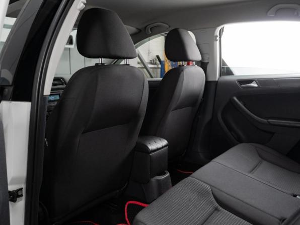 Volkswagen Jetta VI Рестайлинг с пробегом 2015 года, цена 1 149 000 рублей, 230142 км, седан, Автокод Объявления