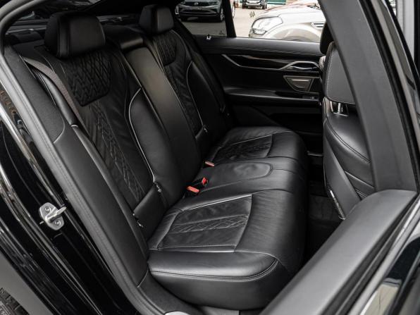 BMW 7 серии VI (G11/G12) Рестайлинг с пробегом 2020 года, цена 5 799 000 рублей, 149908 км, седан, Автокод Объявления
