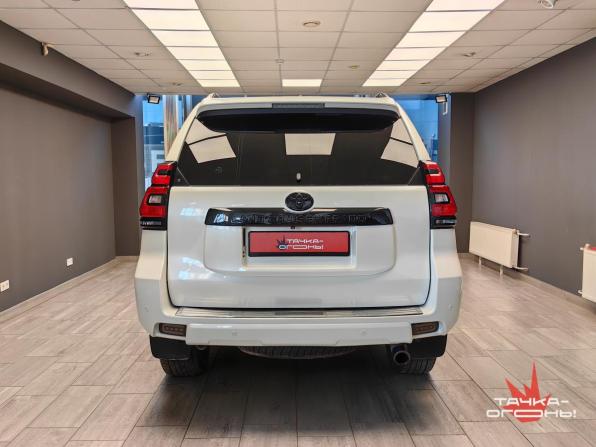 Toyota Land Cruiser Prado 150 Series Рестайлинг 1 с пробегом 2015 года, цена 3 600 000 рублей, 130000 км, внедорожник, Автокод Объявления