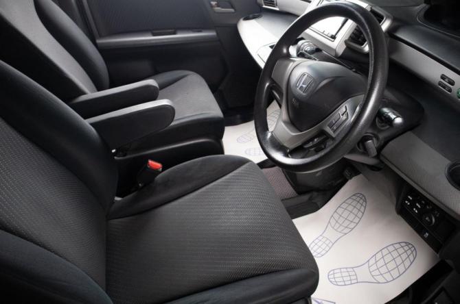 Honda Freed I Рестайлинг с пробегом 2014 года, цена 999 000 рублей, 224300 км, компактвэн, Автокод Объявления