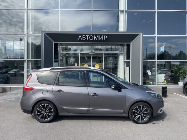 Renault Scenic III Рестайлинг с пробегом 2013 года, цена 1 059 000 рублей, 341843 км, компактвэн, Автокод Объявления