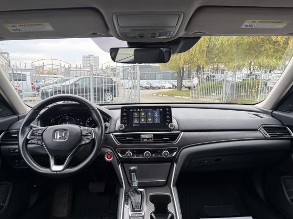 Honda Accord X Рестайлинг с пробегом 2022 года, цена 2 850 000 рублей, 49150 км, седан, Автокод Объявления