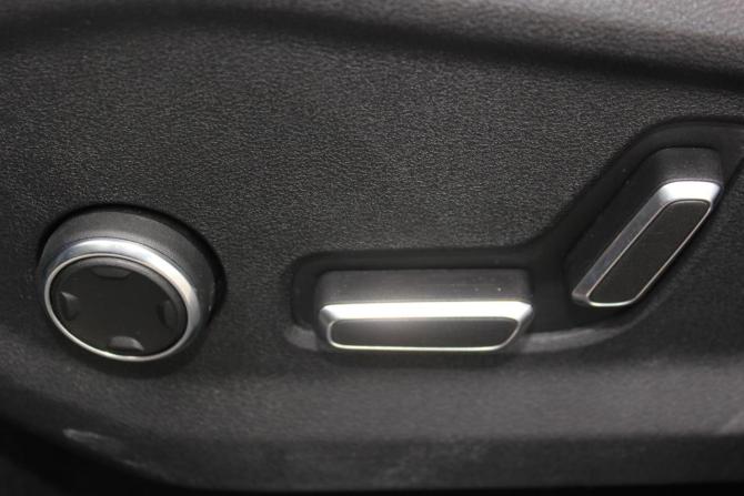 Geely Monjaro I с пробегом 2024 года, цена 2 997 000 рублей, 98014 км, внедорожник, Автокод Объявления