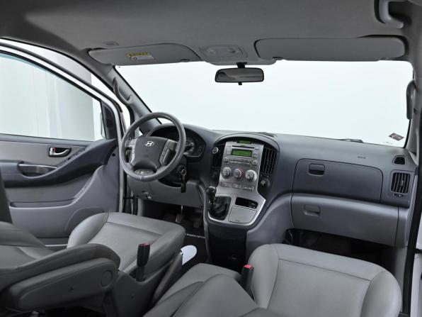 Hyundai Grand Starex I с пробегом 2014 года, цена 1 699 000 рублей, 105000 км, минивэн, Автокод Объявления