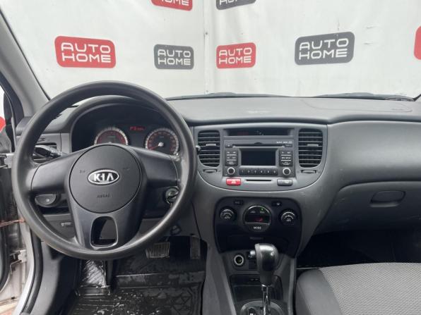 Kia Rio II Рестайлинг с пробегом 2010 года, цена 469 990 рублей, 166000 км, хэтчбек, Автокод Объявления